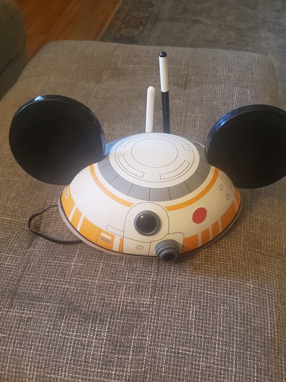 Disney White Bb 8 with Black Trim Ears Hat Vacation